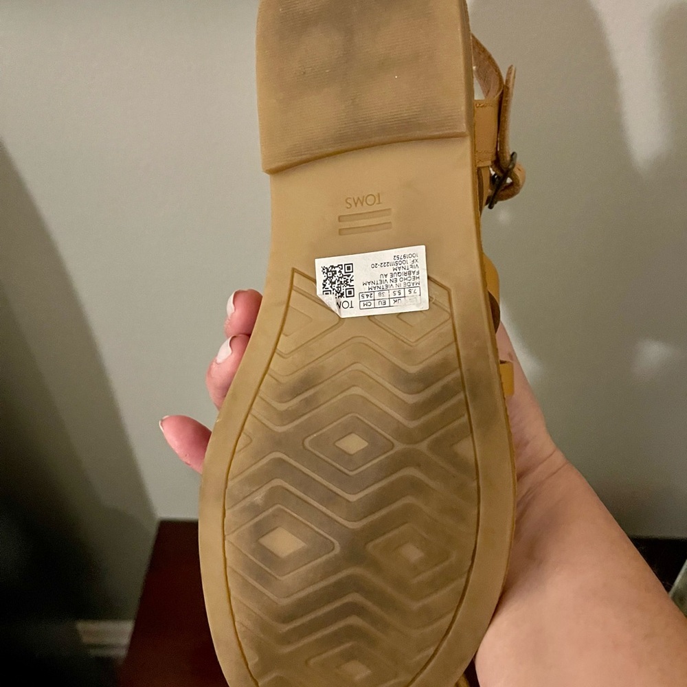 Toms Women's Sephina Tan Strappy Sandals - Picture 4 of 5